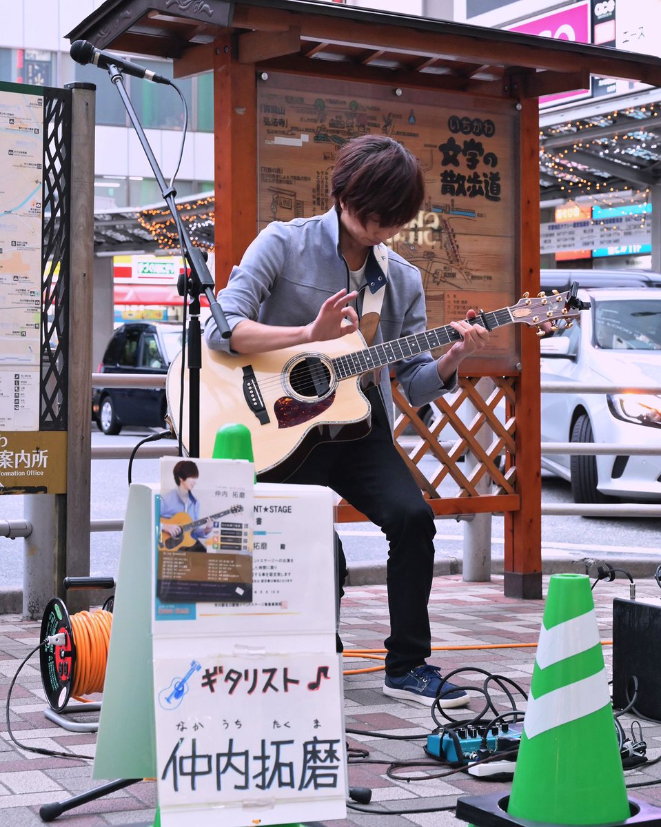 市川駅北口イベントステージ