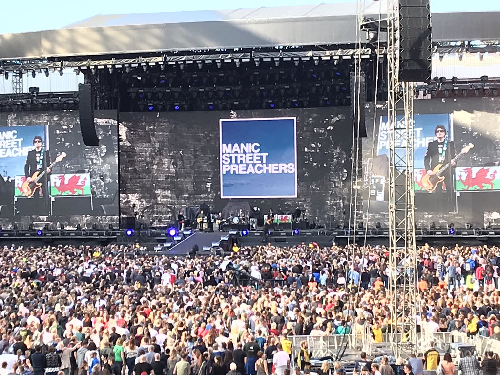 StephTolan's tweet photo. @Manics you were AMAZING. 15th time I’ve seen you, 1st time with a ring! https://t.co/XnDFy4h8wK