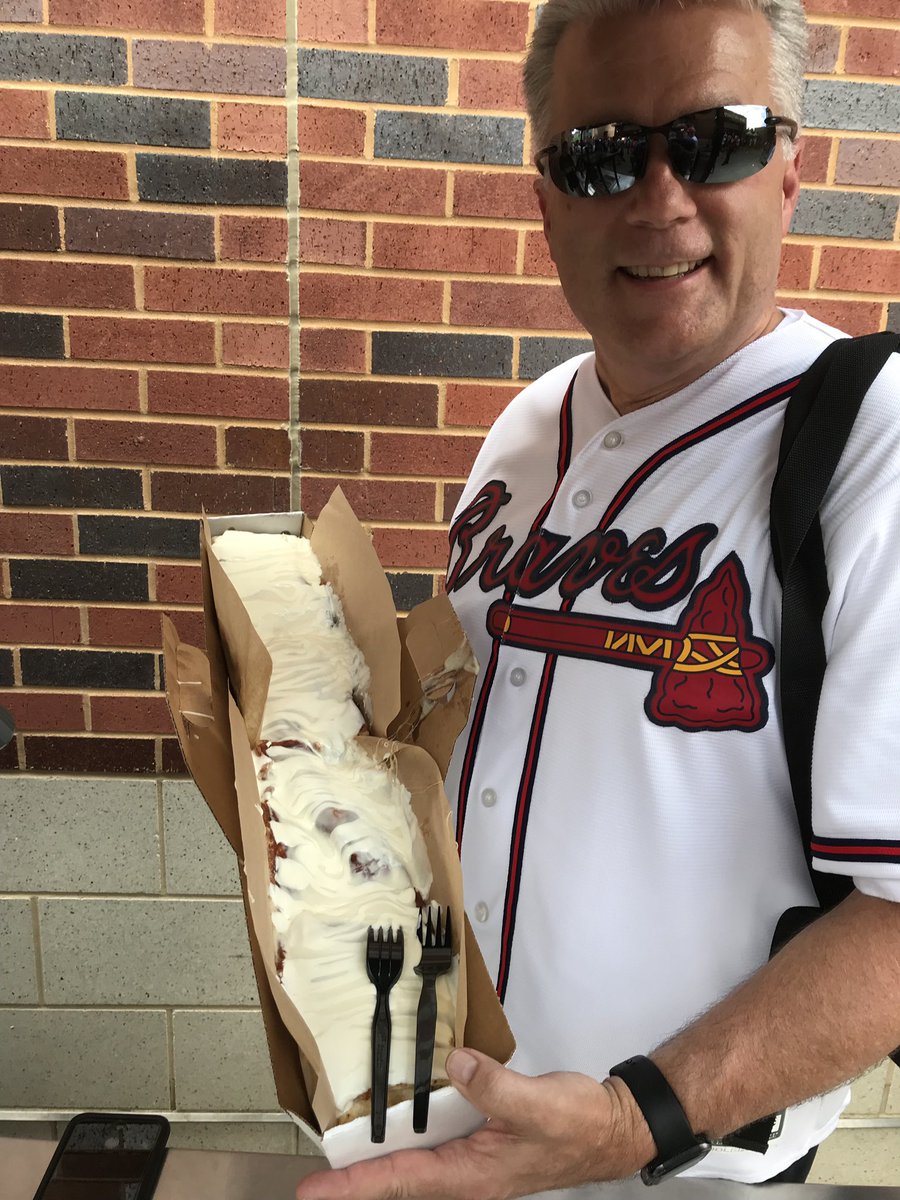 Tonight’s Los Bravos Gigante Burrito! #chopon #hadtoshare #dealoftheday <a href="/Braves/">Atlanta Braves</a> @SunTrustPark <a href="/marko6262/">Mark “Twang4Life” Owens</a>