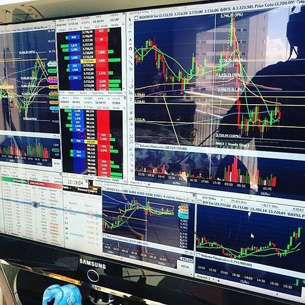 InvestTerry's tweet photo. invested and make more money https://t.co/3fF80Wj9fH