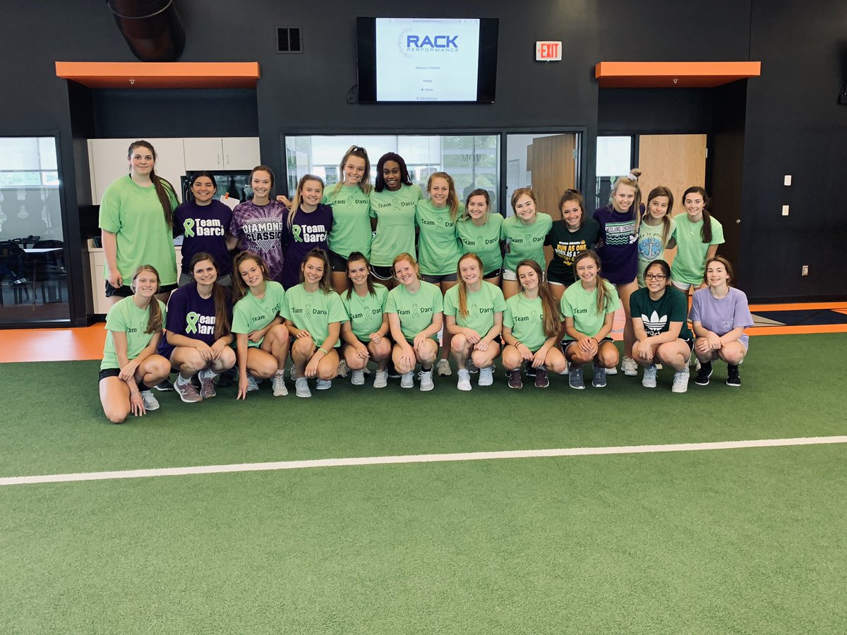 gross catholic is sending thoughts and prayers to Darci and the Homan family as the battle with cancer continues! we are TEAM DARCI forever and always💚💚💚
#cougarstrong