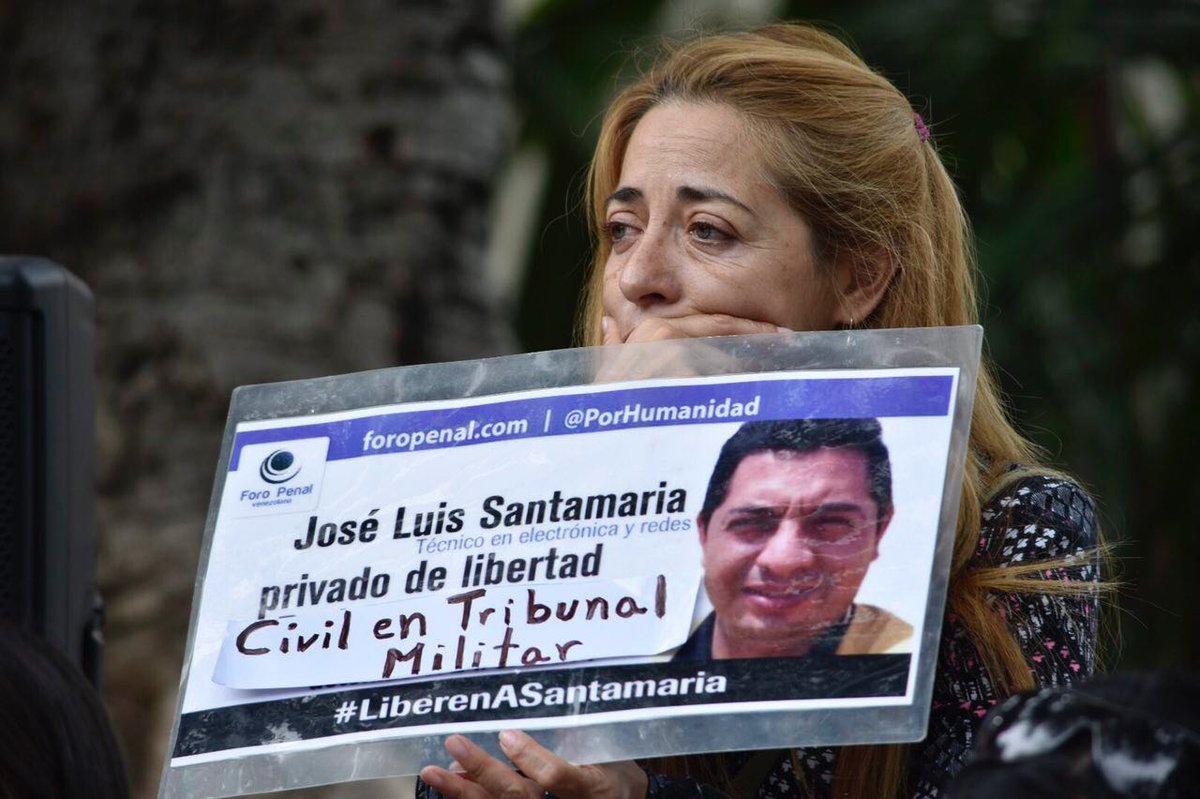 santamariamonic's tweet photo. Como hermana del preso políticol José Luis Santamaría, sé que el Gral. @RaulBaduel forma parte de la inmensa lista de presos políticos en Venezuela. Actualmente su familia no sabe dónde está recluido.. Me uno a pedir #BacheletLibertadParaBaduel y #LibertadParaLosPresosPolíticos. https://t.co/YOqs6stalc