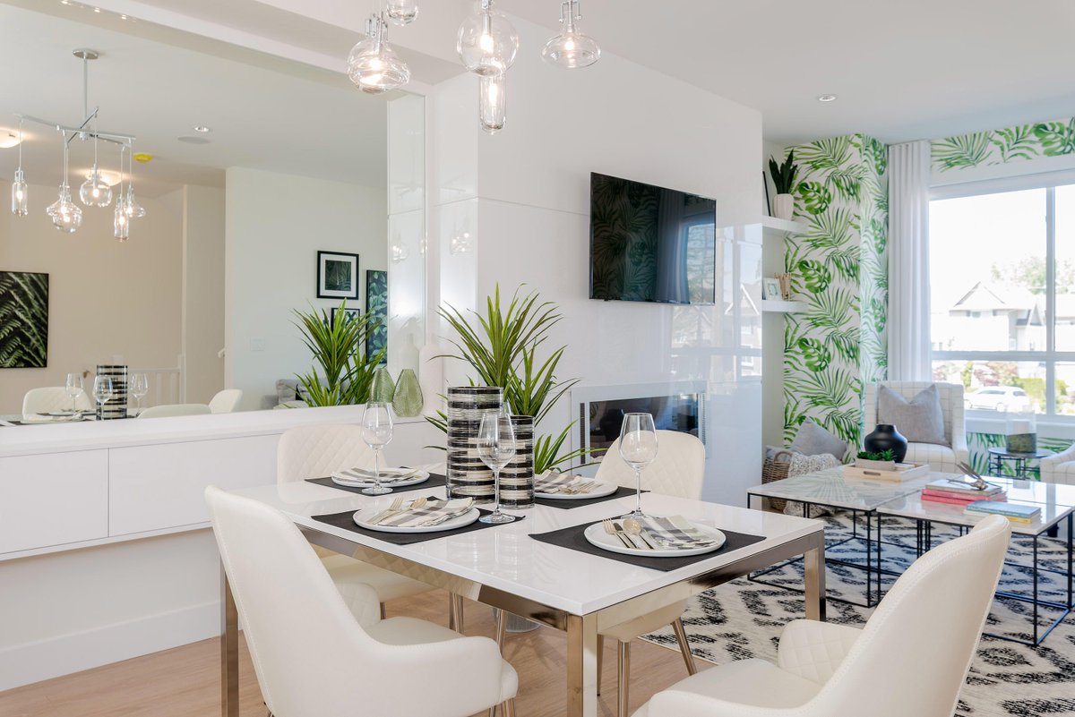 MortiseGroup's tweet photo. Welcome home to Isola: where form and function combine in perfect harmony to create unparalleled liveability in this premier community of 57 townhomes.

#design #marketing #wallpaper #isola #mortisegroup #wayfair #thebrick #pinelighting #cushions #texture #showhome #showsuite https://t.co/jfOr6nyVyN