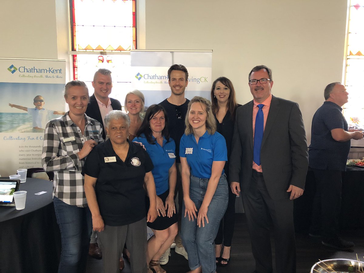 LivingCK's tweet photo. Great people doing great things for #CKont! 
At the @CKChamber Business After Hours, Community Attraction and Promotion gathered a powerhouse group for this picture! @DarrinCanniff @42North_ @CKBHS94 

#LivingCK #ExperienceCK #VisitCK https://t.co/HuEjUuZ69S