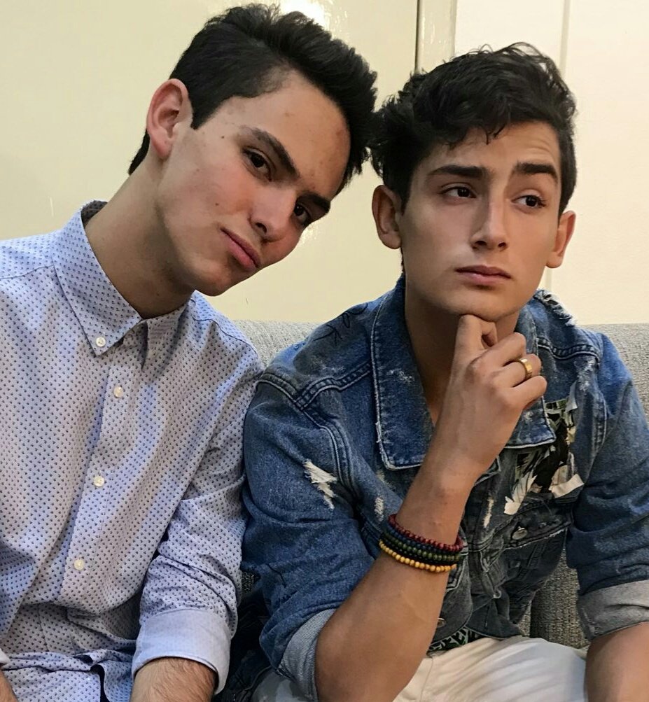 XochitlTabura's tweet photo. @SolecitoAriste1 @httpedxt Ventilador
4 DÍAS PARA ARISTEMO
#Aristemo
#paPablo
MATEO SYMANSKI
THIAGO FILOTEO https://t.co/ReVVK13AFb