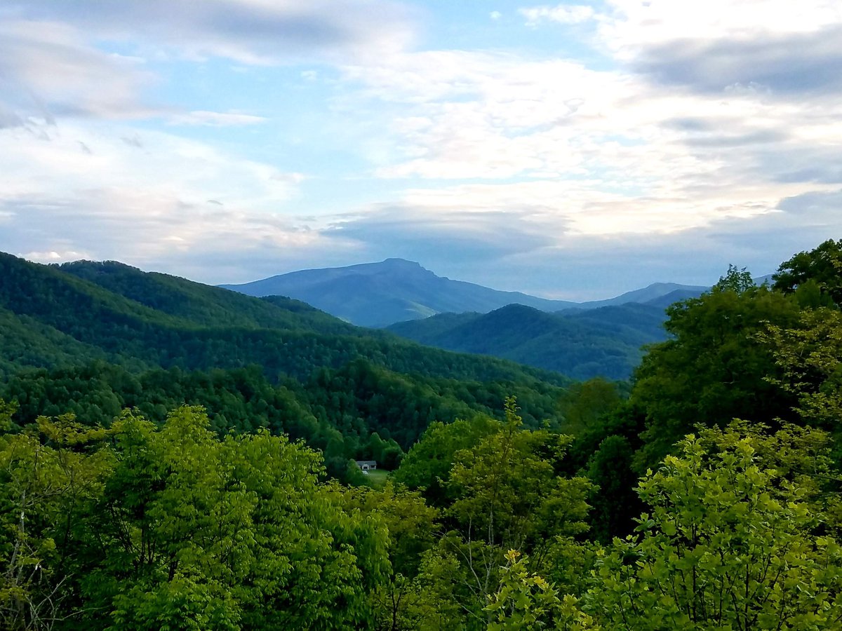 scottelliott_nc's tweet photo. Bring your life and career to a higher elevation with @WataugaSchools!
We are looking for two energetic and engaged principals to lead @GreenValley_828 and @MabelSchool. Apply online or contact me to discuss. RTs to your prof learning networks are appreciated. #WeAreWatauga https://t.co/Ej8lo0P4AC