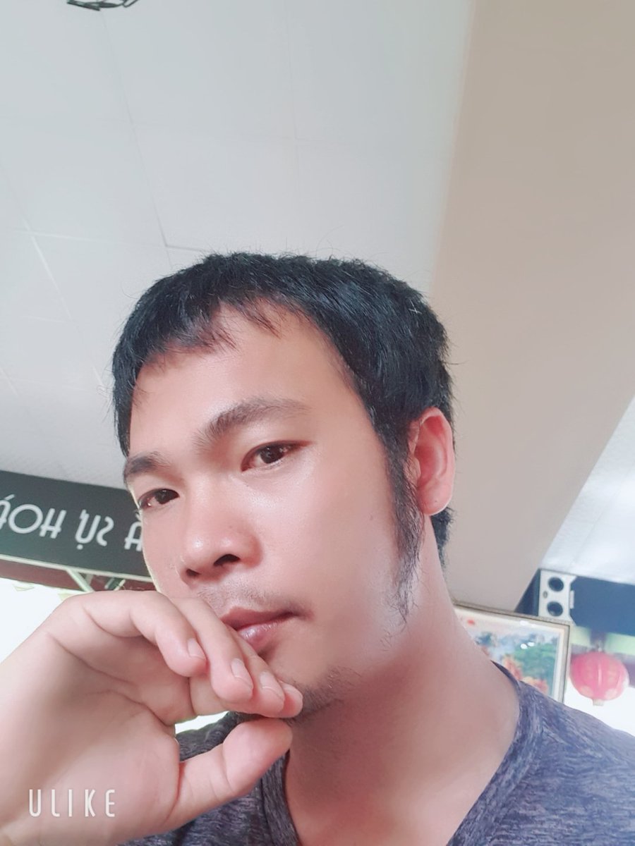 Hay là mình bỏ hết đi em , giấc mơ chưa đuổi .. có khi lại về