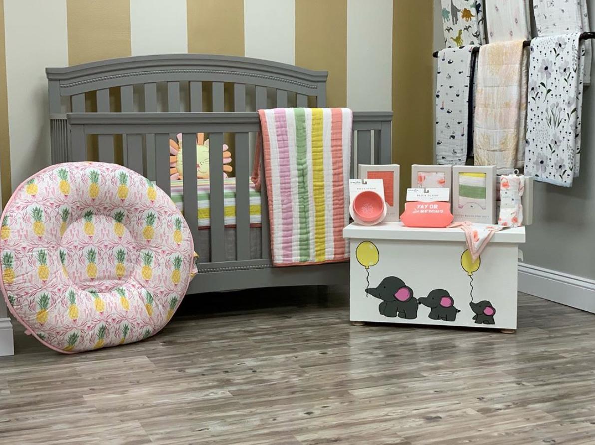 pello_baby's tweet photo. "Brighten up your #nursery with some fresh spring colors!" - @enchantedelephantboutique via IG
#babynursery
#pellobaby https://t.co/EwpRFZsMqc