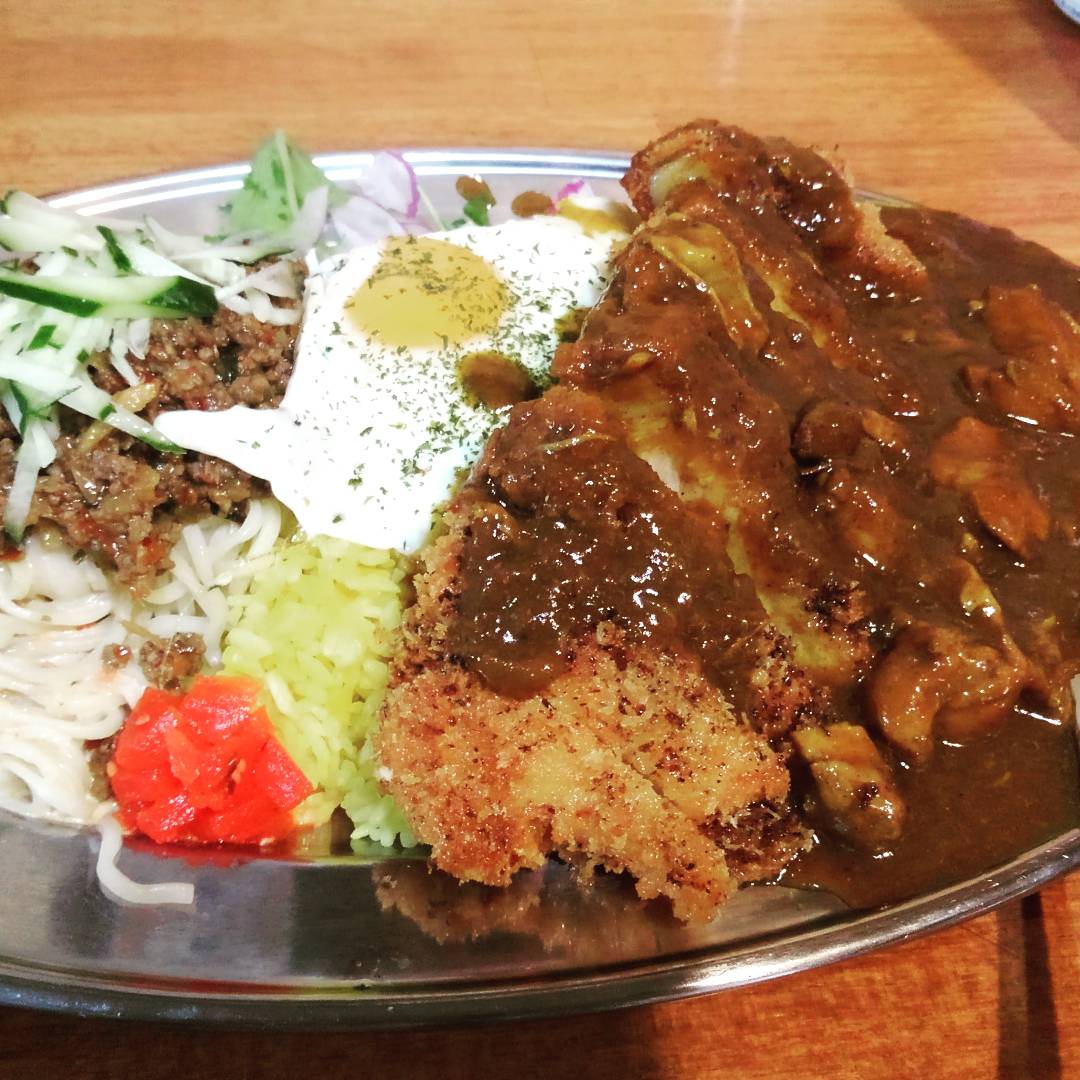 カツカレーのジャイアン カツカレーのジャイアン