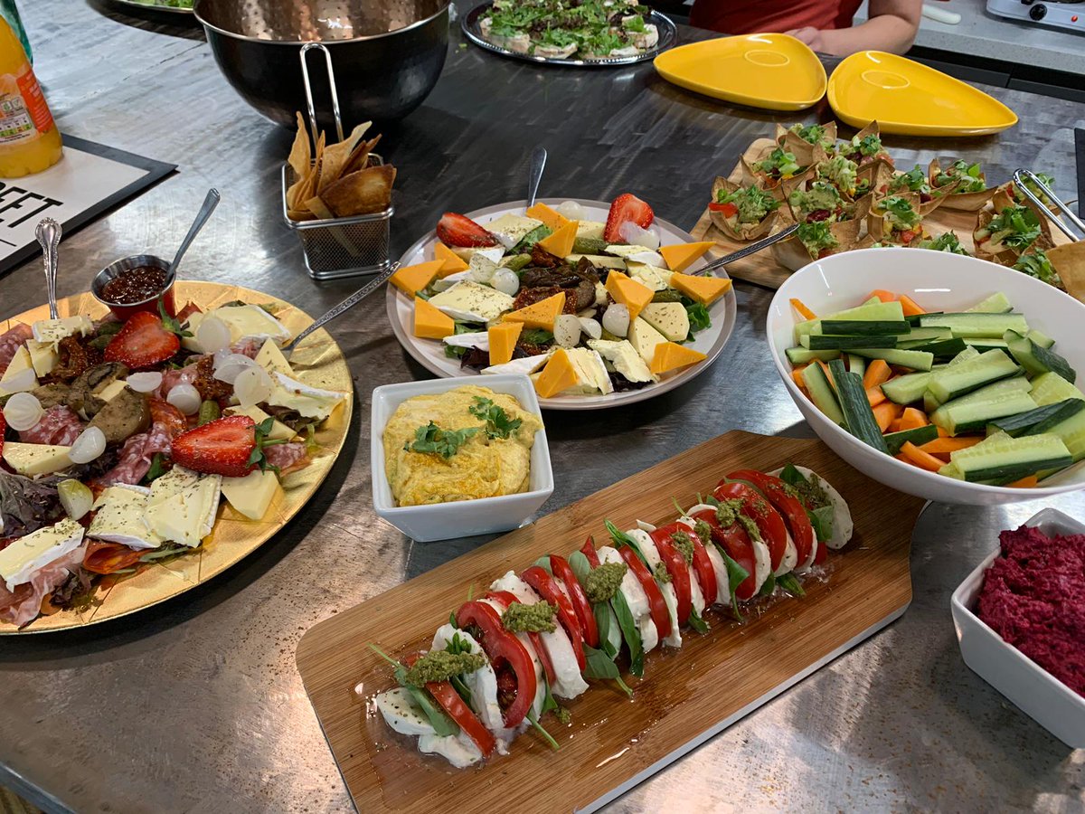 Mandy Swift tweet media