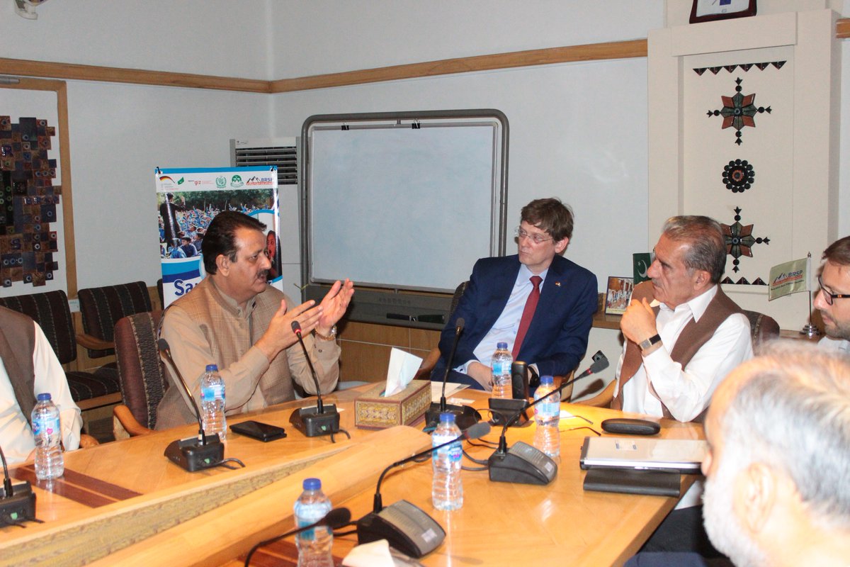 BRSP_Pakistan's tweet photo. BRSP hosted a stakeholder get-together dinner in the honour of GIZ’s country head Mr. Tobias Becker. Mr. Becker emphasized the importance of involvement of private sector and SMEs to promote inclusive and sustainable economic growth.
#BRSP #GIZ #PakGermanCooperation #SME https://t.co/mYLetRdMmZ