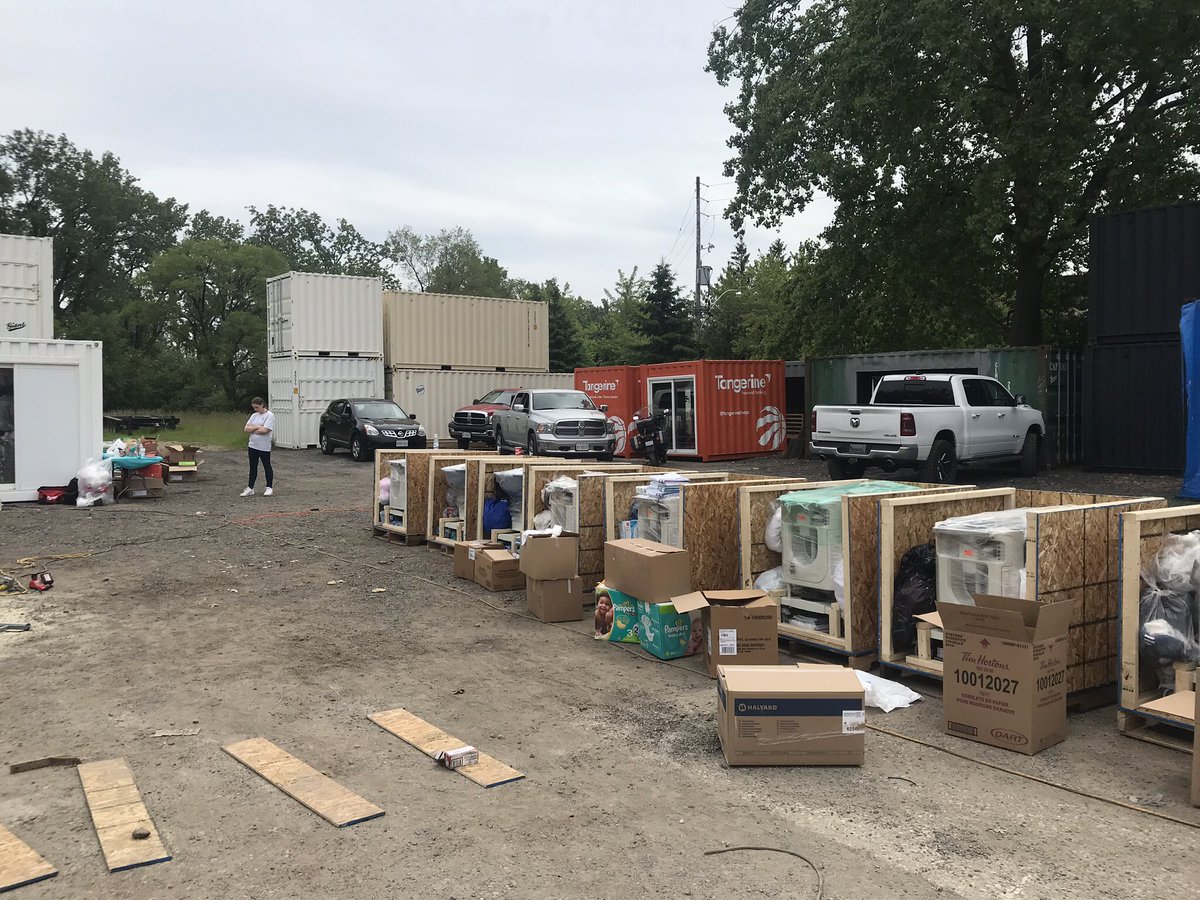 RuTaggar's tweet photo. Sunnybrook is honoured to work with @ThriveProjectZW to donate our incubators to improve health outcomes for premature children in Zimbabwe @DoctorAndySmith @docjojonp @Sunnybrook. It was inspiring and fun to prepare the shipment today! https://t.co/zpdjIyw7YA