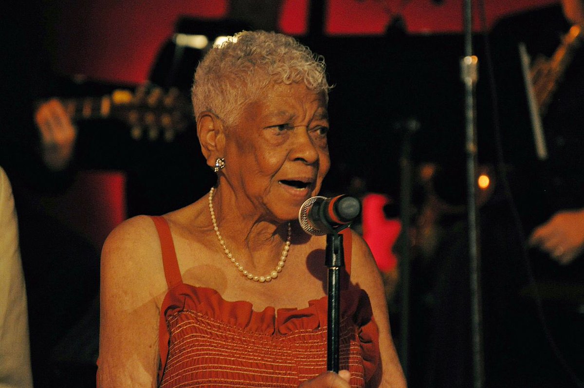 shortyblueyes5's tweet photo. In 1999, the National Film Board of Canada released a documentary about her life, Jeni Le Gon: Living in a Great Big Way, directed by Grant Greshuk and produced by Selwyn Jacob. (Wikipedia). #Dancer #TCMParty #FoolsForScandal https://t.co/BKz9lkW53d