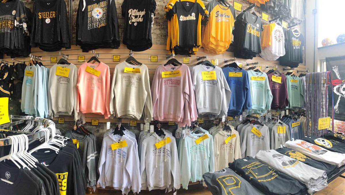 yinzersinthebrg's tweet photo. Which color would yinz choose? 💁🏻♀️ Comment your choice below and TAG 2 friends for a chance to WIN one of the softest sweaters around! 😱
#whichone #takeyourpick #newarrivalsdaily #commentyourfavorite #giveaway #readysetgo #yinzernation #yinzerstyle #yinzersintheburgh https://t.co/98YATSqq7H