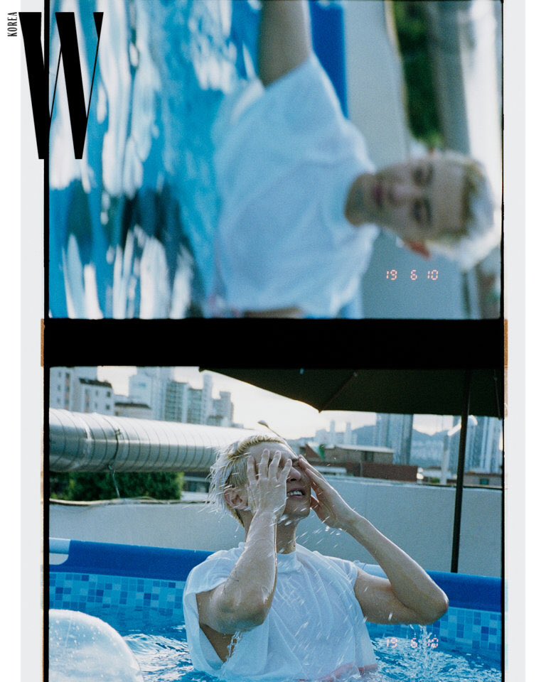 EXOGlobal's tweet photo. [OFFICIAL] 190620 W Korea Website Update with #CHANYEOL &amp; #SEHUN (1/2)
https://t.co/9i60PFbFlJ

#EXO #엑소 @weareoneEXO https://t.co/lj03NRz1AJ