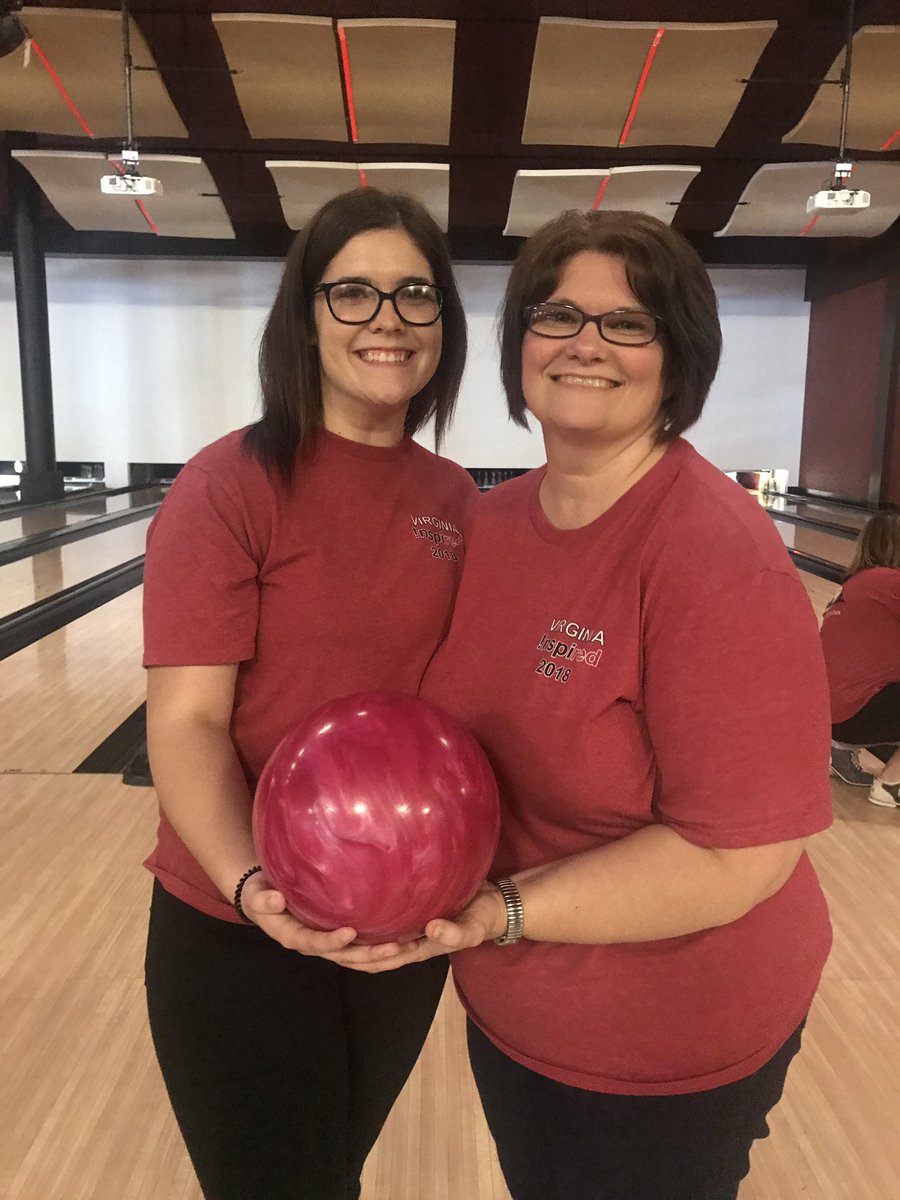 virginiafccla's tweet photo. Your #VAFCCLA State Executive Council enjoyed an hour of bowling this afternoon as a fun team-building and #FCCLA Student Body activity! We appreciate these hardworking state officer/chapter adviser duos who are rocking matching t-shirts! #FCCLAfamily #FamilyAndConsumerSciences https://t.co/CS2kbsot3a