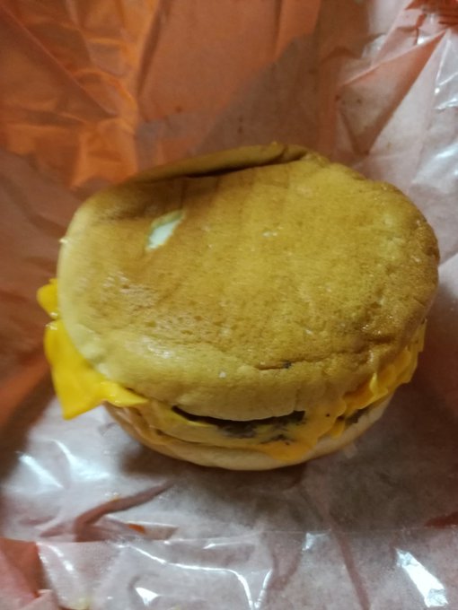 けつしさん がハッシュタグ またハンバーガーが逆さまに入ってますね をつけたツイート一覧 1 Whotwi グラフィカルtwitter分析 けつしさん がハッシュタグ またハンバーガーが逆さまに入ってますね をつけたツイート一覧 1 Whotwi グラフィカルtwitter分析