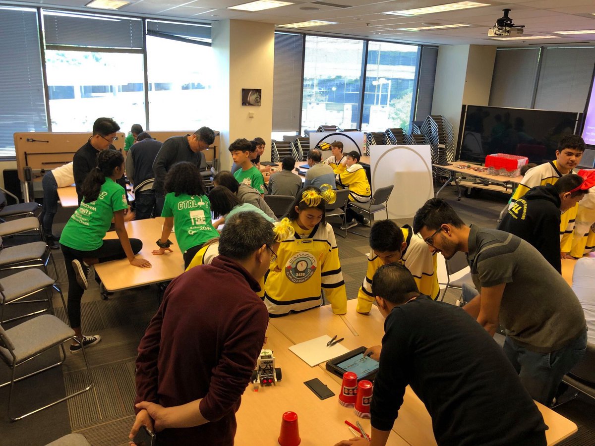 FIRST Robotics Canada tweet media