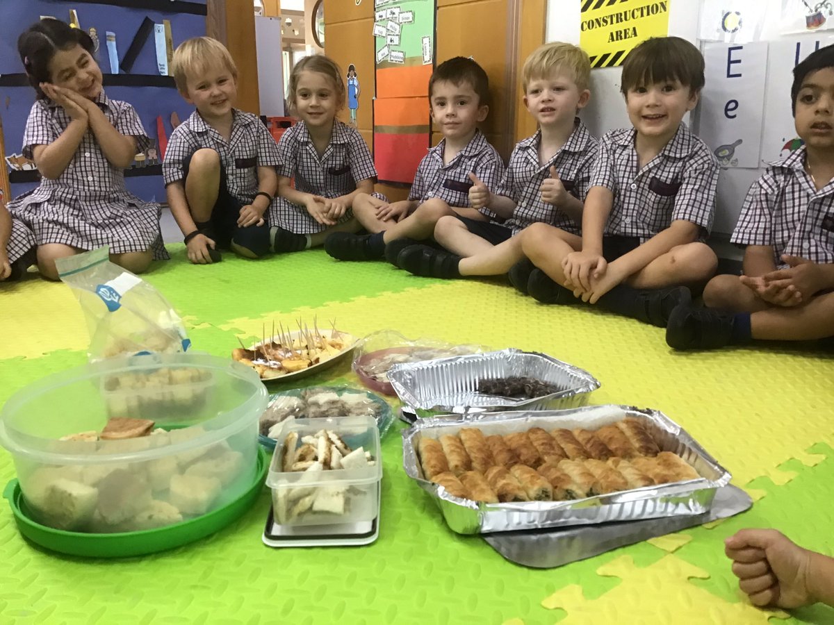 DBS_FS1's tweet photo. Today we travelled to different countries to try new and different foods - we tried food from India, Turkey, Russia, England, South Africa, Peru, New Zealand and Australia. https://t.co/zuSIioRpxF