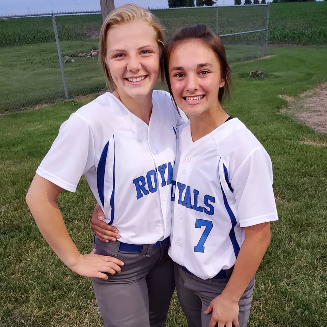 BTFastpitch's tweet photo. Loved watching you do your thing together Callie & Abby! Excited to see all your hard work together continue to pay off over the next 4 years together! ππͺπ€
#BTFpitcher #IAgirl #PsansCs #theBATTERY #theSPARK #pushingeachother #gettingbettertogether #LOVINGwhattheydo https://t.co/iR93spzcua