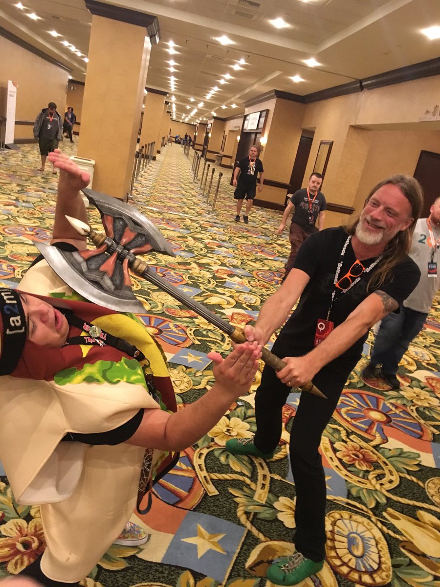 TrevinVerduzco's tweet image. To celebrate the release of @TheNewBloods hit cyber-banger #AmidEvil, here’s a picture of Magnus of @rage vanquishing me with the AXE OF THE BLACKSMITH! ALSO FUCKIN BUY AMID EVIL, ITS 🔥🔥🔥FUEGO🔥🔥🔥