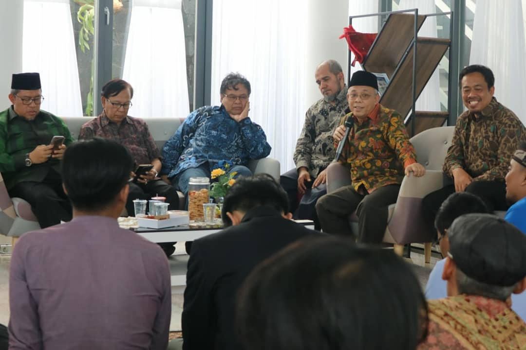 Dede_Nurhasan's tweet photo. PUI MANTAP ๐
#PUI #islam #kajiansunnah #subang #majalengka #Sumedang #subanghits #majalengkakeren #sumedangupdate https://t.co/jGjTyhG2IK