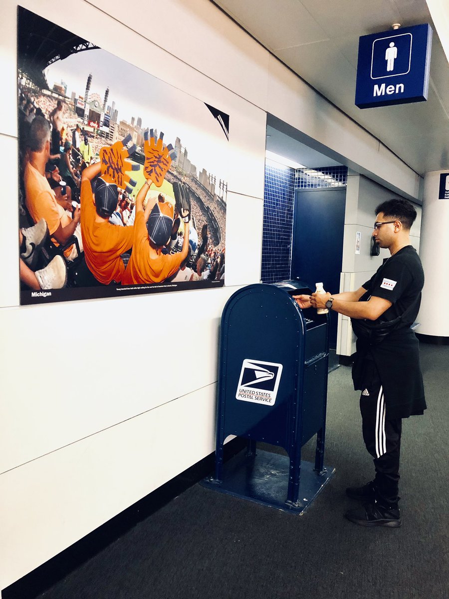 JOEYBFRESH's tweet photo. Waiting to board. #ohare to #MexicoCity #ElDF https://t.co/hPddnqfrDz