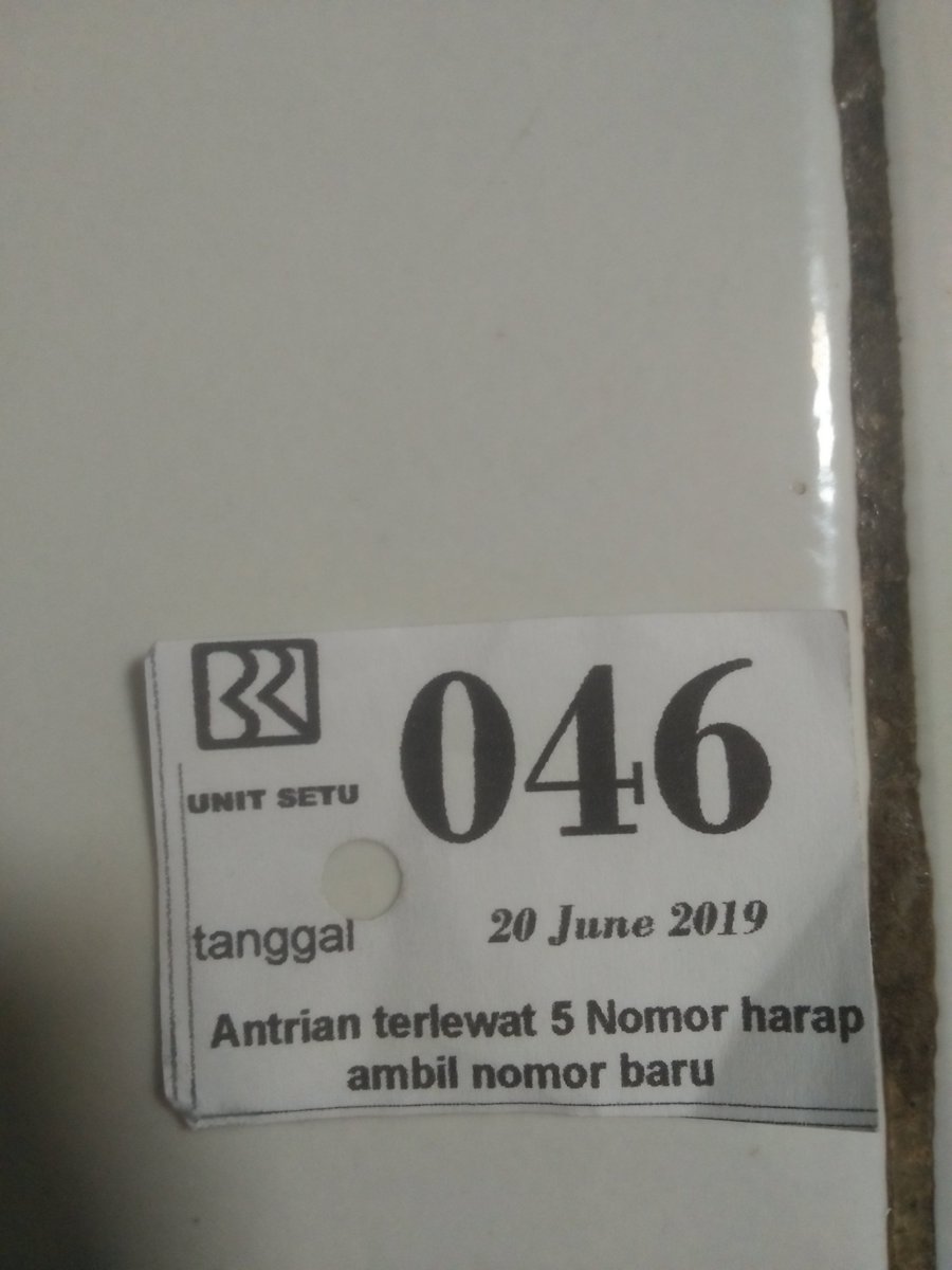 olang_unix's tweet photo. Min mohon d bantu pelayan Teller bri kcp unit setu kab bekasi lambat sekali dan hanya satu teller saya mau setor tunai/tranfer nunggu 15 no antrian bisa 2 jam dah gthu saat istrhat pelayanan berhenti mhon di tinjau agar pelayanan lbh baik terimakasih
@BANKBRI_ID. @kontakBRI https://t.co/fPAq4yQopa