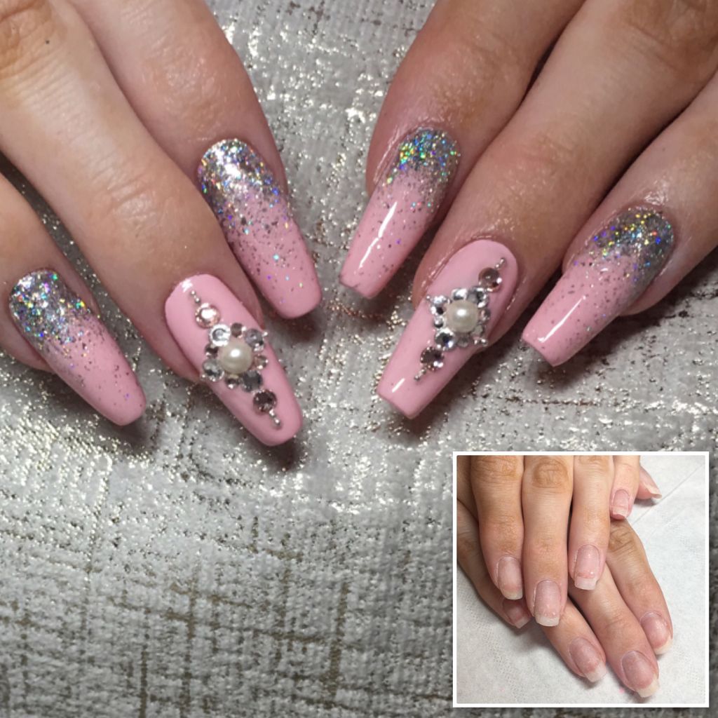 ElysiasHarmony's tweet photo. These fabulous nails belong to my first nail educator, I’m so glad I can show her how much I’ve improved in the past 4 years. This set have been extended using @ikoniqnailsuk polytek with prima Ella and some sparkles. #showscratch #pinknails #sparklynails #polytek https://t.co/LgjpFXYOmH