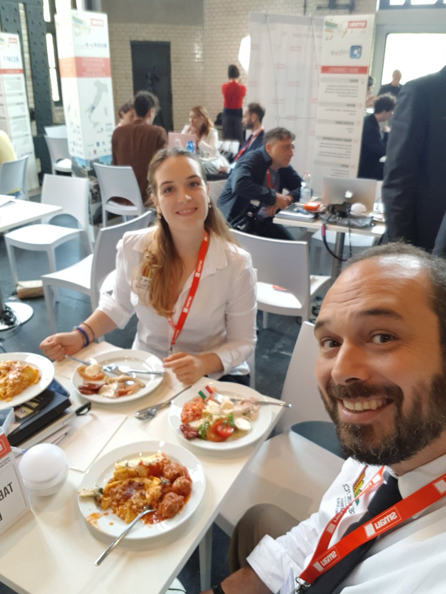 RESISTO_tweet's tweet photo. #SMAU #startup #Builti - closed for lunch - we will be back soon π @smaunotes https://t.co/sYYcU5auS3