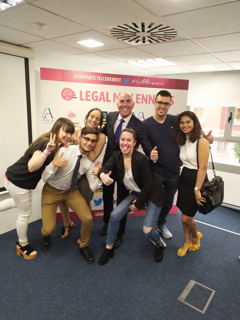 _sweetdreams17's tweet photo. #LegalMillennials2019 #LegalMillenials @bbrainers @todojuristas https://t.co/7XA9kIDLjh