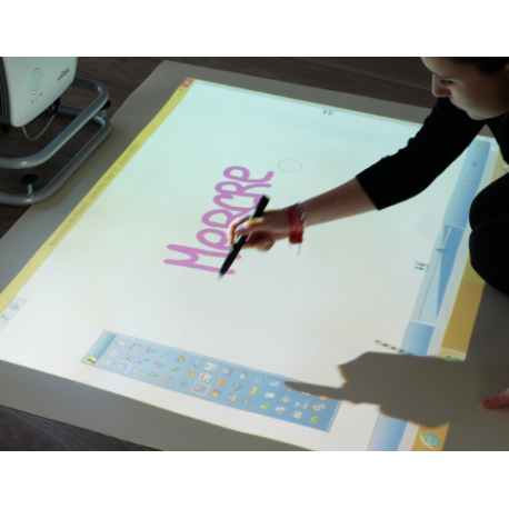 Easytis's tweet photo. [Produit] 
NUM-PROJ Projecteur Interactif au sol 
3 en 1 : sol, table et mur!
#NUMETIS #projecteur # Interactif #interactivite 
https://t.co/B2gw9MJfZd https://t.co/6GQcFgre9a