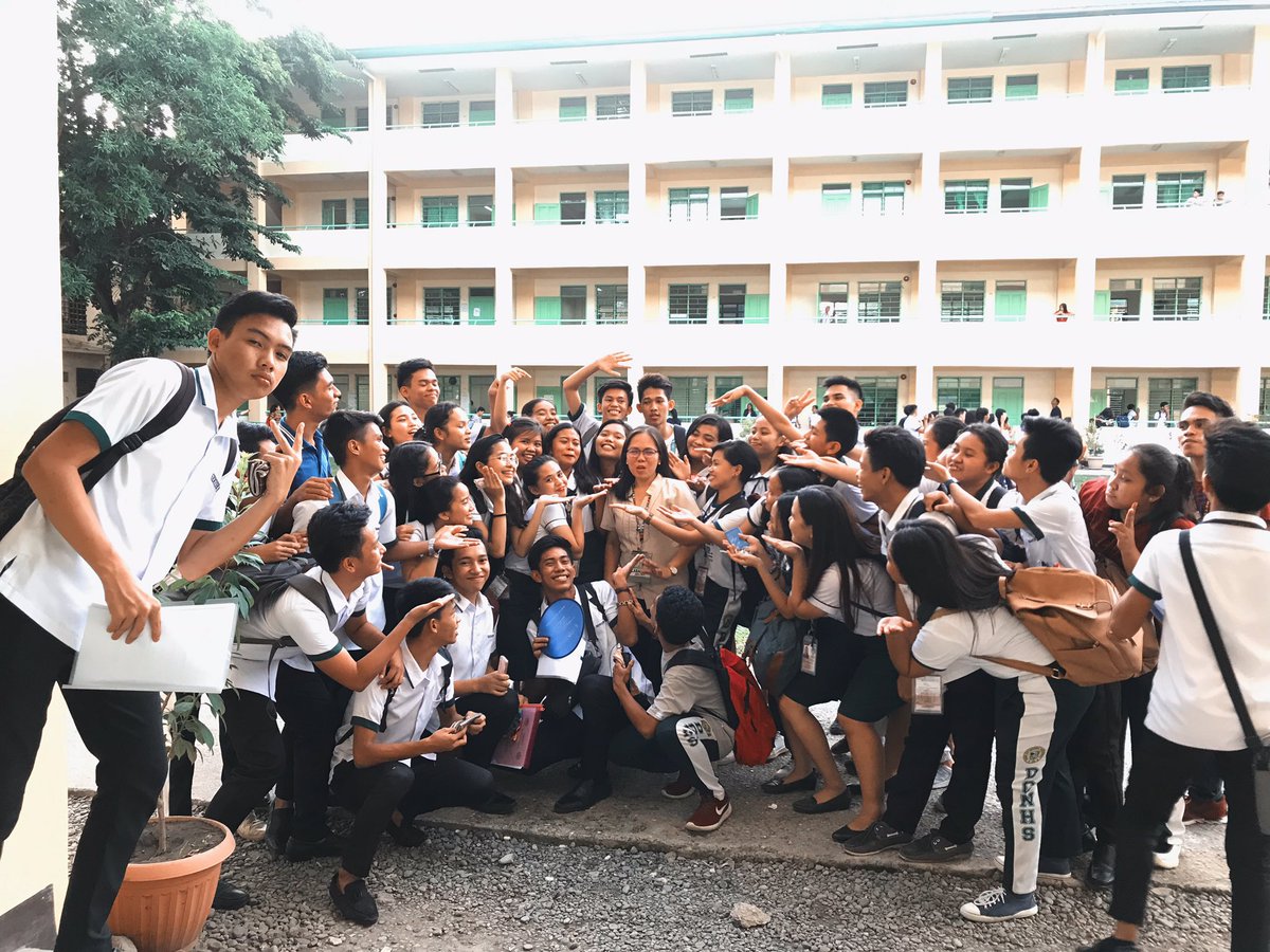 biancamgtby's tweet photo. Thankyou ma’am amping permi we love youuuu💓💕 #Preamble #PhilCon #PolGov #MaamLabasano https://t.co/wHcnXFT3VI