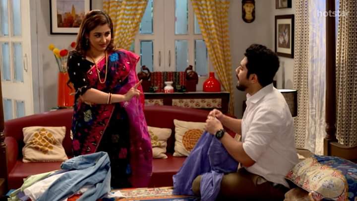 RahmanRownak's tweet photo. আজ মহুল ঘরে ফিরল রোদ্দুরের সঙ্গে🔥 আর আজকেই #PhagunBou হয়ে গেছে @StarJalsha_ channel 🔝per..🎊
Congratulations to #MohulDeep 🙏
@Love_Oindrila @VikramChatterje
#TRPTOPPER #ThrowbackThursday https://t.co/ZHaKRGZt9A