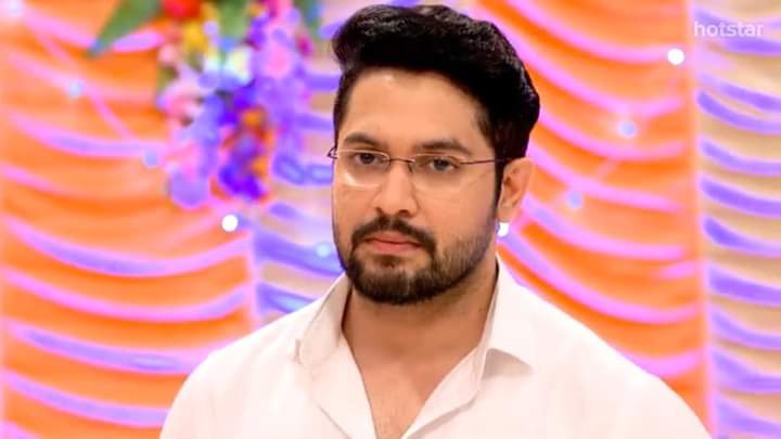 RahmanRownak's tweet photo. আজ মহুল ঘরে ফিরল রোদ্দুরের সঙ্গে🔥 আর আজকেই #PhagunBou হয়ে গেছে @StarJalsha_ channel 🔝per..🎊
Congratulations to #MohulDeep 🙏
@Love_Oindrila @VikramChatterje
#TRPTOPPER #ThrowbackThursday https://t.co/ZHaKRGZt9A