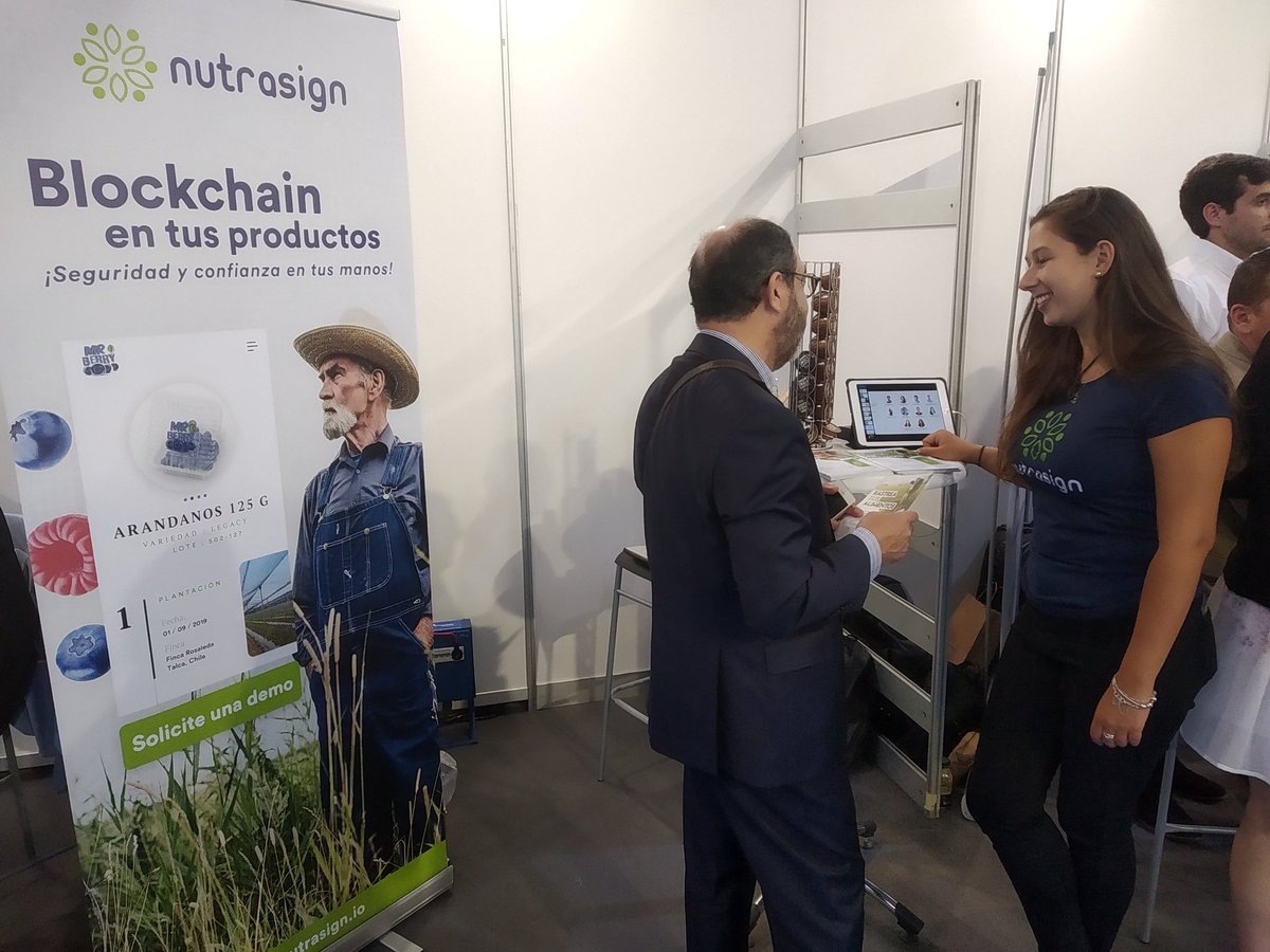 OpenFuture_And's tweet photo. Con el apoyo de @EconomiaAnd y @Telefonica son muchas las #startupsAOF que innovan en el sector agro 🍓🌳.
Acompañamos en #Agrifood19 a @nutrasign, @heimdallrfid, @Sinapssia, @AGrowingData, @AgroPlanning, #Ornavera, #Newfarm y #Evoindustria 👏 #SomosAOF #SmartAgro #Agrotech https://t.co/c6Gf0nYPsL