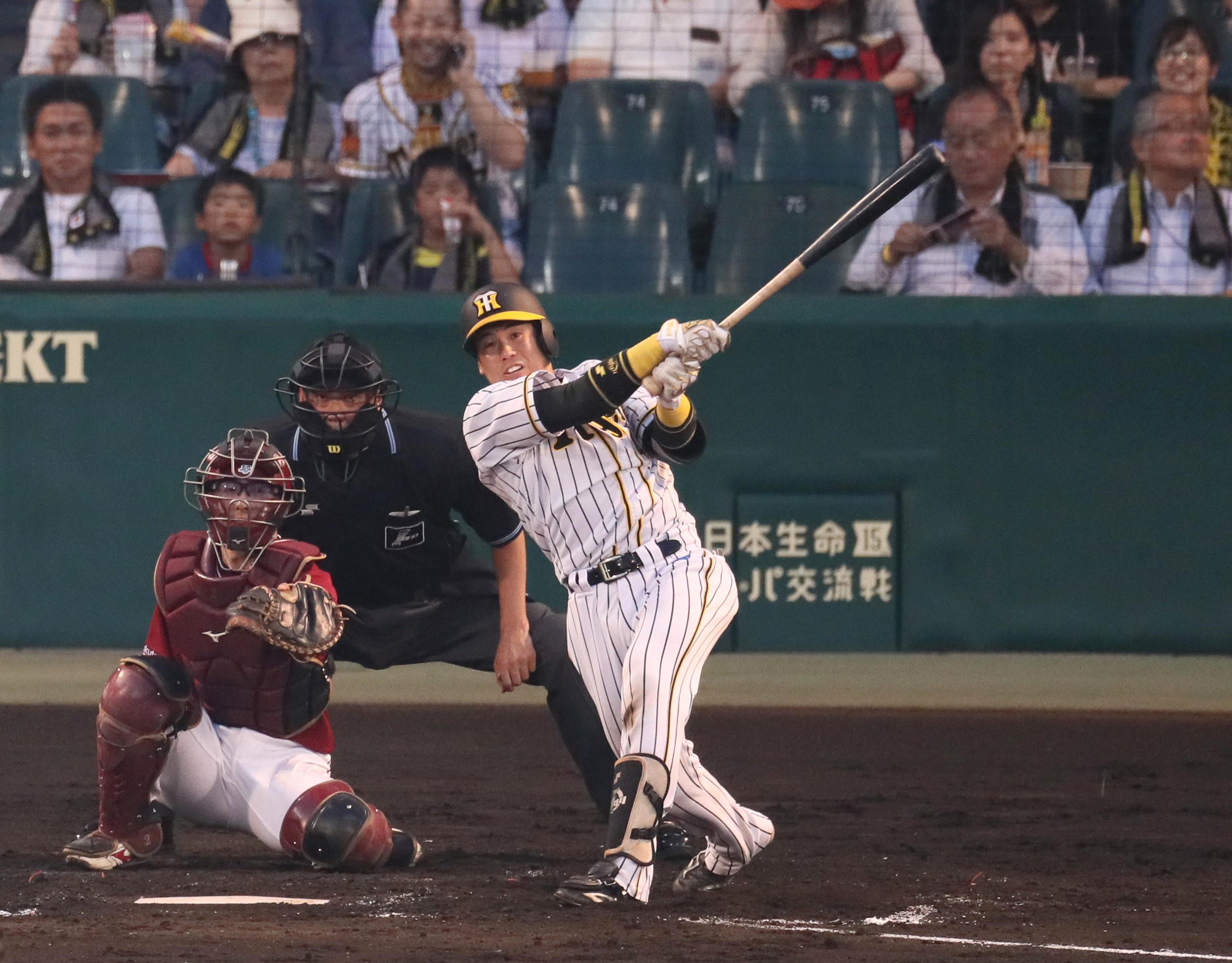 阪神タイガース 2 梅野 2021シーズン 実使用 皮手 バッティング 阪神タイガース 2 梅野 2021シーズン 実使用 皮手 バッティング