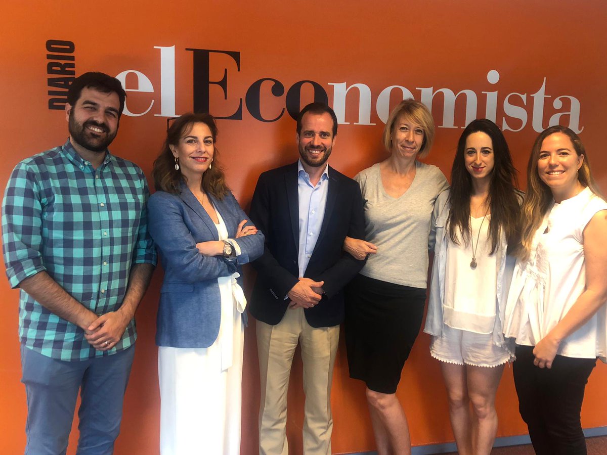 DelucasNoelia's tweet photo. Segunda reunión del nuevo Consejo Asesor del @elEconomistaes, vamos a más en temas, cohesión del grupo e implicación. https://t.co/2RyNVhIUxA