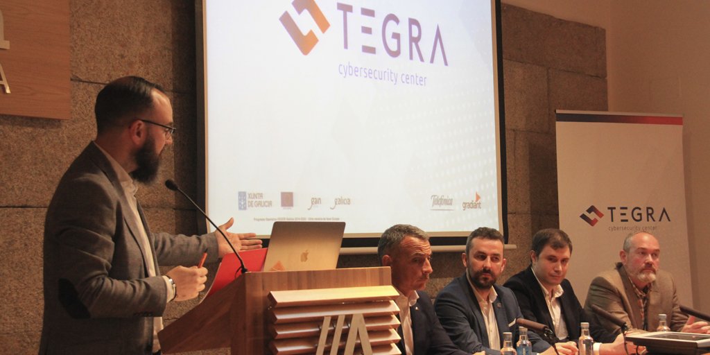Gradiant's tweet photo. #PorSiTeLoPerdiste ➡ #TEGRA Cybersecurity Center presentó ayer #StelaFileTrack la primera solución para empresas. El centro impulsado por @ElevenPaths y @Gradiant reunió en Santiago a responsables de #ciberseguridad de toda #España +INFO: https://t.co/LiLcwityYN  @axenciaGAIN https://t.co/AcwB48rQSI