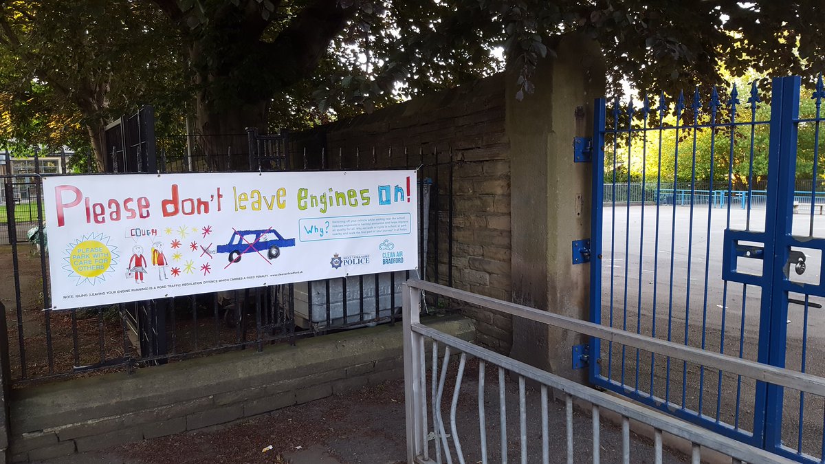 cleanairbfd's tweet photo. #noidling banners popping up all over #shipley this morning for @cleanairdayuk!

#pleasedontleaveengineson
#CleanAirDay https://t.co/BXf1wuGluz