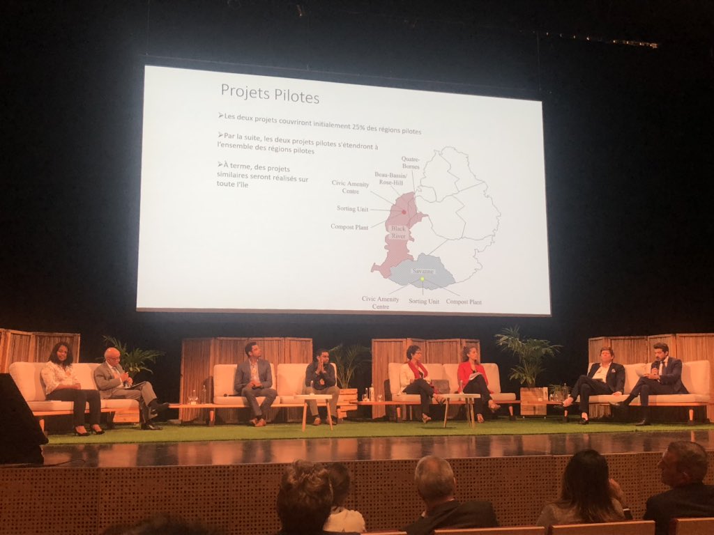 Capbusinessoi's tweet photo. Herland Cerveaux, Directeur de l’@ion_uccioi participe au panel #Gestion intégrée des #déchets en milieu insulaire &amp; réaffirme : «Osons la #cooperation régionale et adoptons une #méthodologie Bottom Up » 1h30 d’échanges passionnants et de projets inspirants!Merci #villedurableoi https://t.co/vPvZ06rUXY