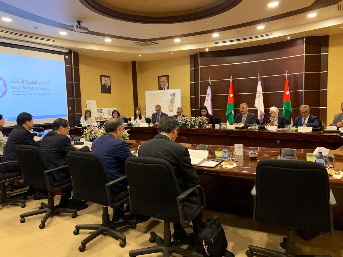 RSSJor's tweet photo. โI am delighted to note that we share a deep devotion to advancing #applied_research & #commercialisation for the good of our respective citizens and for the durable growth of our economiesโ HRH Princess Sumaya to #Jiangsu Provincial Delegation @RSSJor
#RSS #JITRI #Jordan #China https://t.co/cMYzw0Qs1B