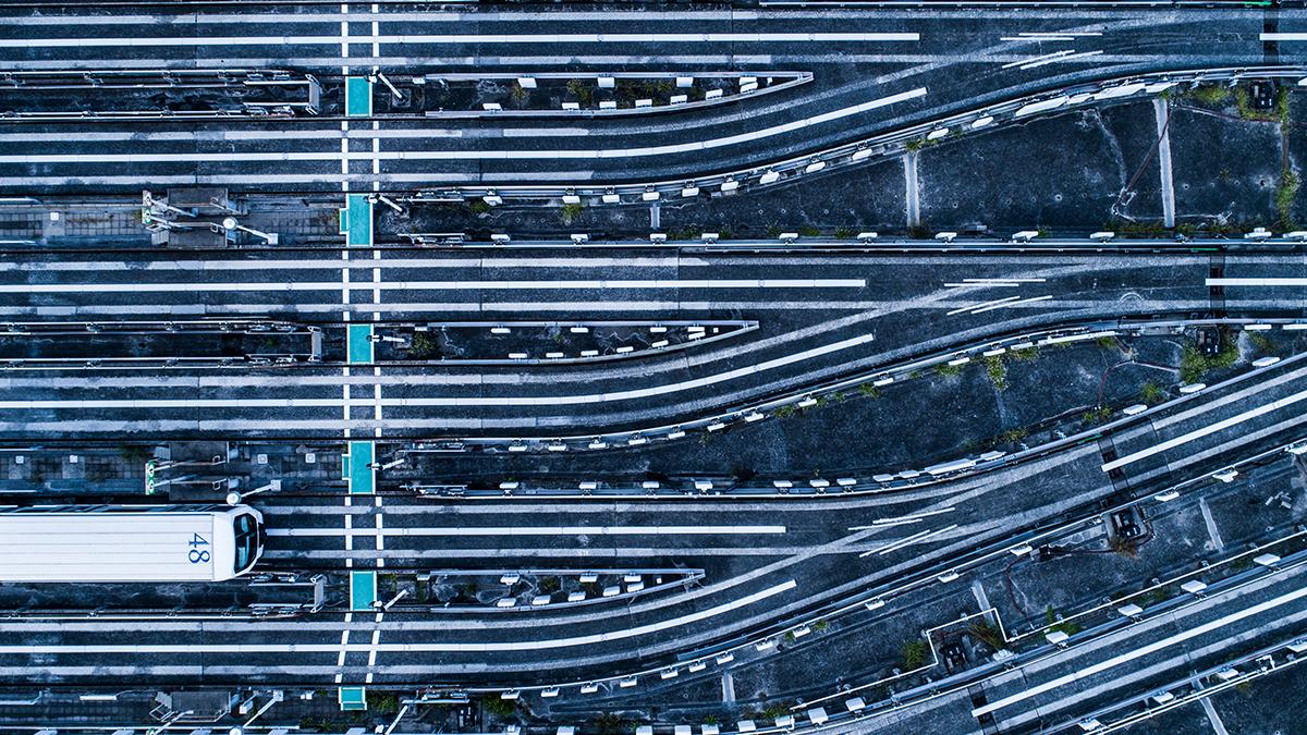 intelhpc's tweet photo. Our #HPCclusters can help tame diverse modern workloads with extreme #AI performance, exascale, and deep learning. Check it out. #ISC19 https://t.co/8ZEiOKnG2c https://t.co/vuaX79WbmT