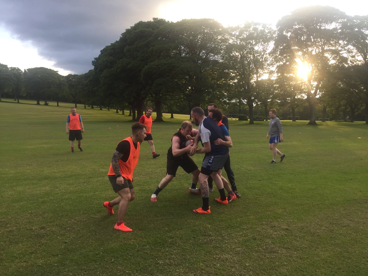 FifeAFL's tweet photo. Coach Campbell Lewis in the thick of a loose ball contest last night as @FifeAFL made the most of ideal training conditions. Training every Wednesday at 7pm https://t.co/4Mt7yzu3Uj