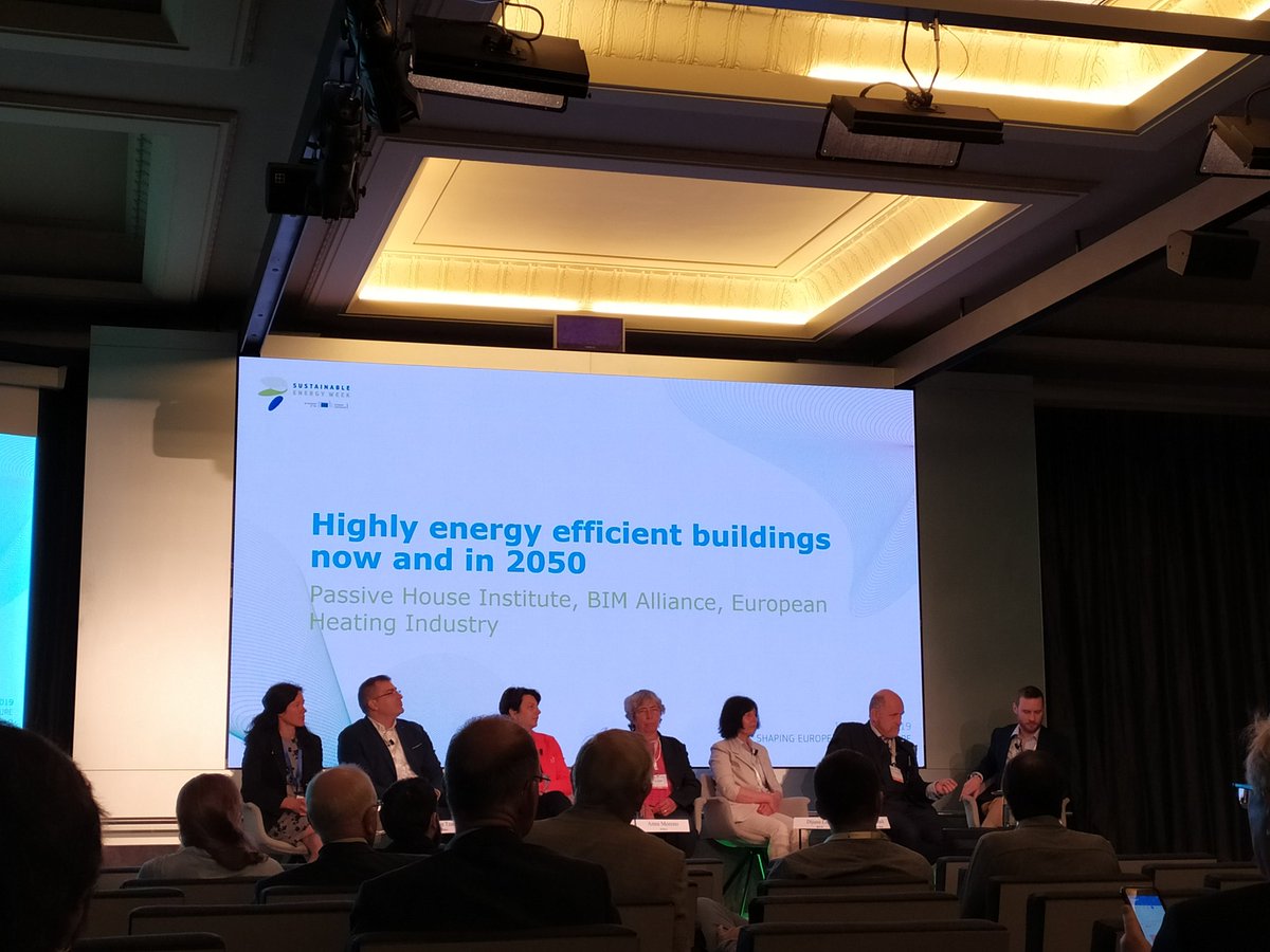 SolarHeat_EU's tweet photo. #SolarHeat never stops! We are excited for this third and last day of #EUSEW19 now live from the strategies for efficient building session #Build2050 https://t.co/9P0nLtoXAl