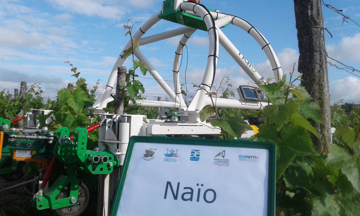 Atv 49 vous  invite a Martigné briand dès 14h  pour demo travail du sol #robot #disquesemotteurs #cheval!
<a href="/mon_viti/">mon-viti</a> <a href="/Saumur_Champ/">Saumur-Champigny, Vins Ouverts d'Esprit</a> <a href="/vigneron_vdl/">vigneronduvaldeloire</a> <a href="/ChambagriPdL/">Chambres agri PdL</a> @GuillaumeGasta2 venez nombreux !