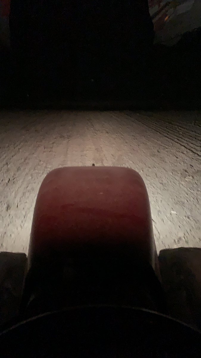 Hard at it....never had so many text conversations on the go at 3:10am with <a href="/McblainFarms/">Tyler McBlain</a> @Royalea_89 not sure if <a href="/Gowanlea/">Jim Smith</a> is up??#ontag #plant19 at full send