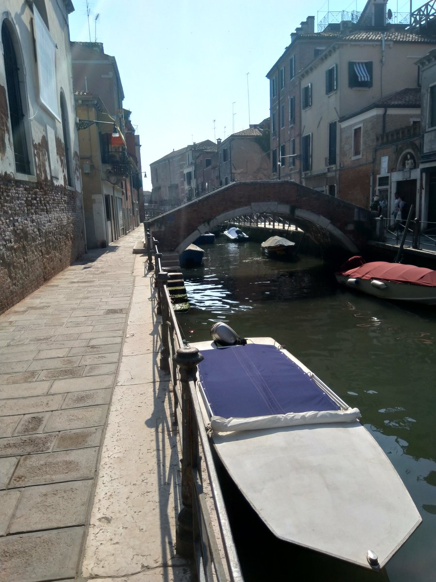 IveserVenezia's tweet photo. #castellando https://t.co/DGBUISekNc