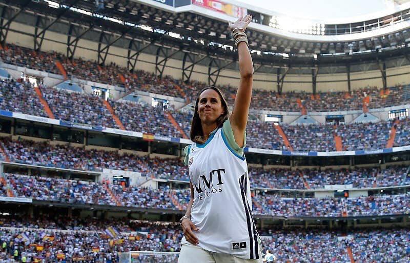 Dracs1991's tweet photo. Sort que el tercer partit el vam poder viure al Palau, perquè haver de veure'ls per Movistar+ i haver d'aguantar com en cada jugada, segons la samarreta, els comentaristes diuen coses totalment diferents... és fastigós. 🤮 https://t.co/UdHczUvC2N
