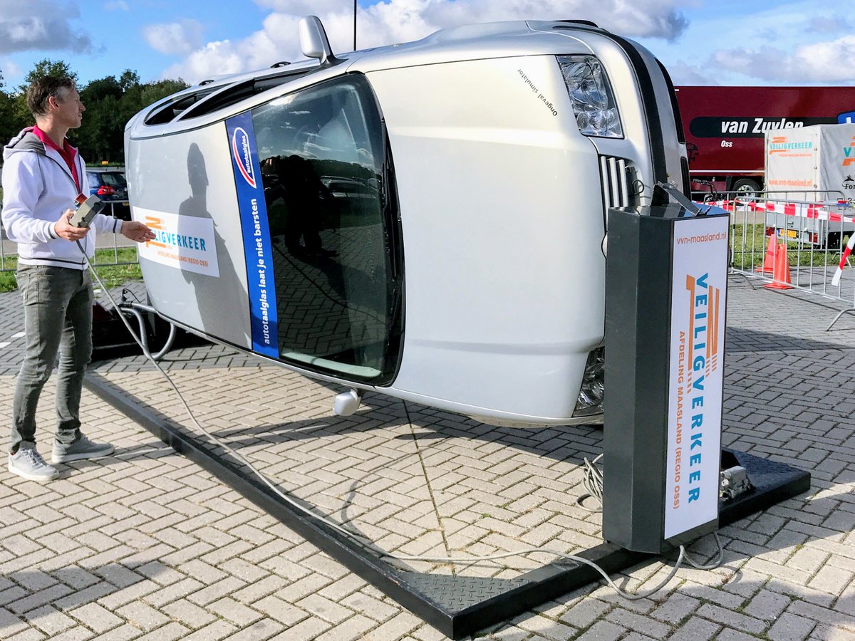 Kom zondag naar het Dorpsplein voor de verkeersveiligheidsdag! Het wordt een groot evenement voor jong en oud! Veilig Verkeer Nederland, politie, brandweer, Cumela, bergingsbedrijf, dierenambulance, EHBO en stichting AED horen bij de deelnemers! #Geffen #datisoss <a href="/VVNMaasland/">VVN Maasland</a>